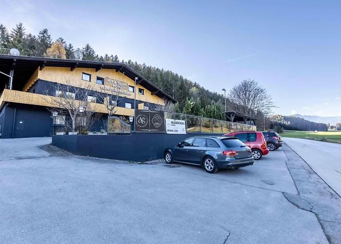 Apartmán The Art And 3*