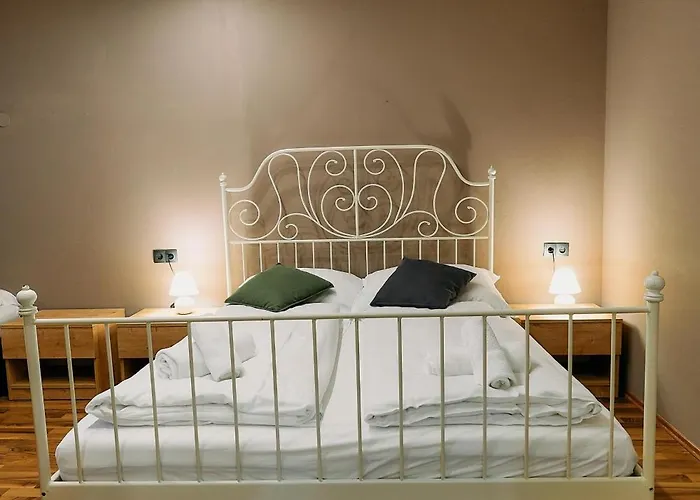 Apartmán The Art And 3*