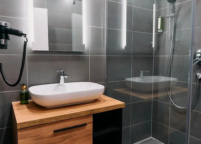 The Art And Apartmán 3*