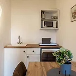 The Art And Apartment 3*