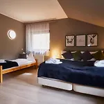 The Art And Apartment 3*