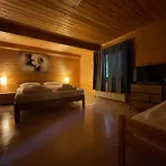 The Art And Apartment 3*