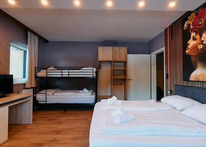 Апартаменти The Art And